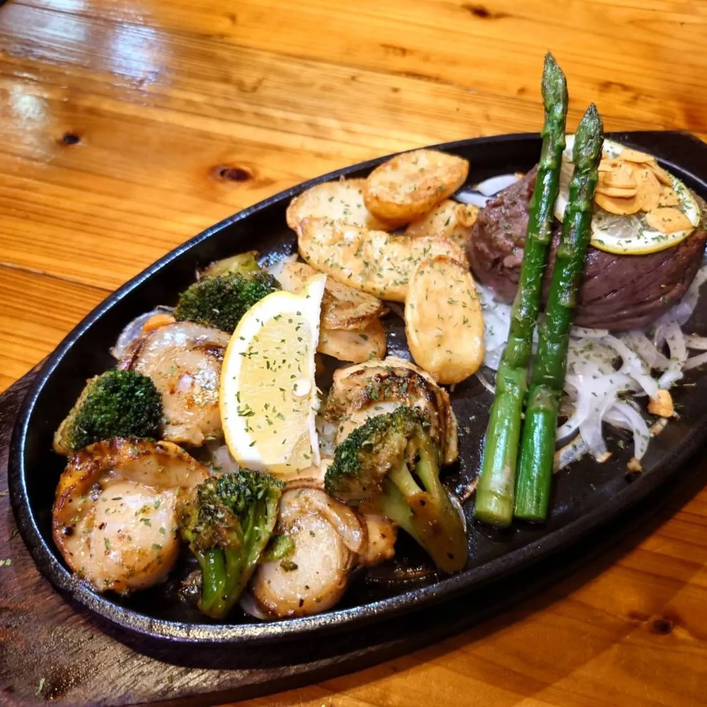 こんにちは!名護ステーキです!