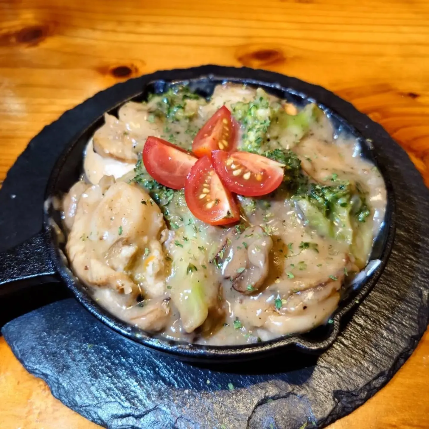 こんにちは！名護ステーキです！