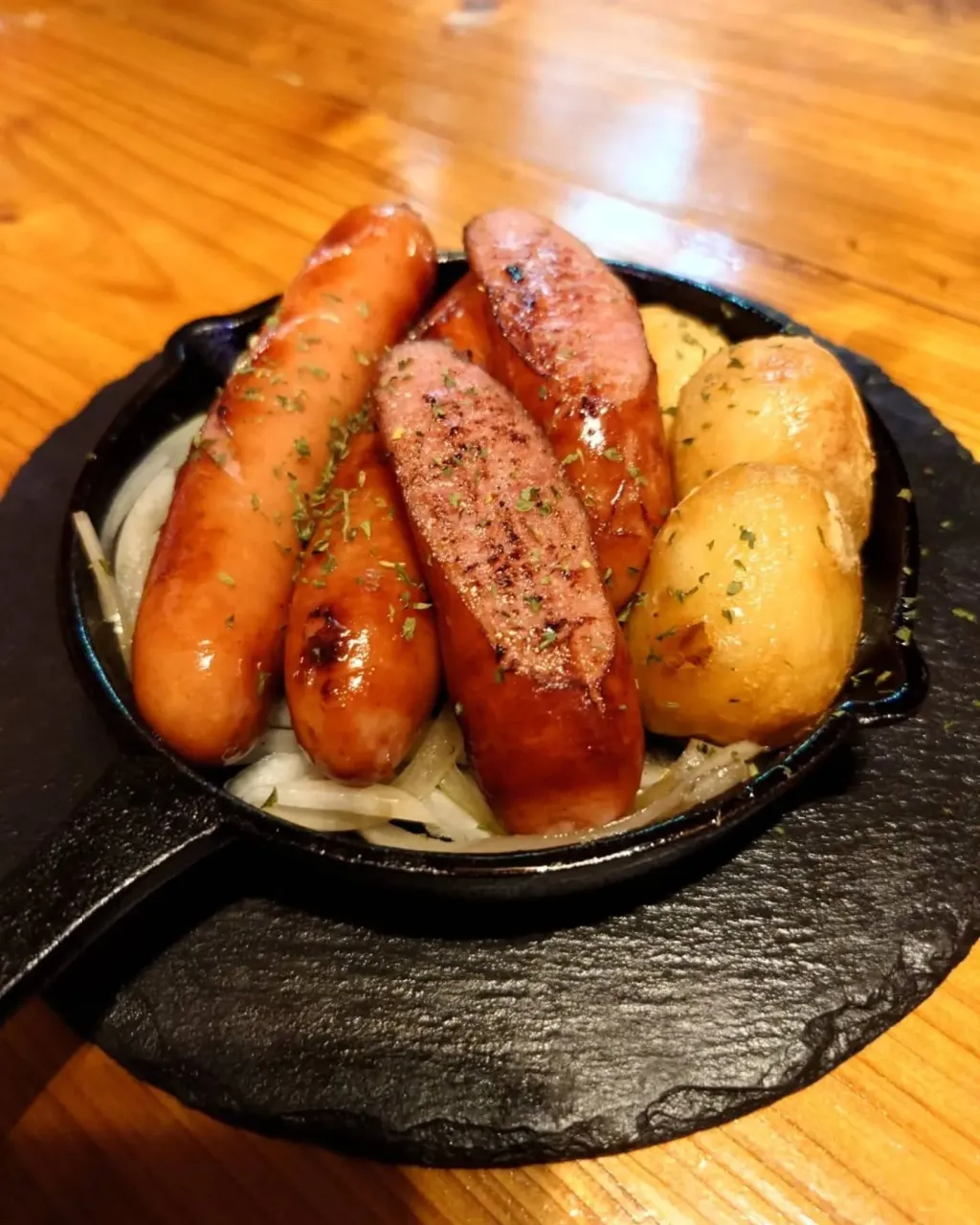 こんにちは!名護ステーキです!